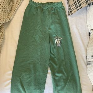 Boys Lie Sweatpants in Light Green Size Medium